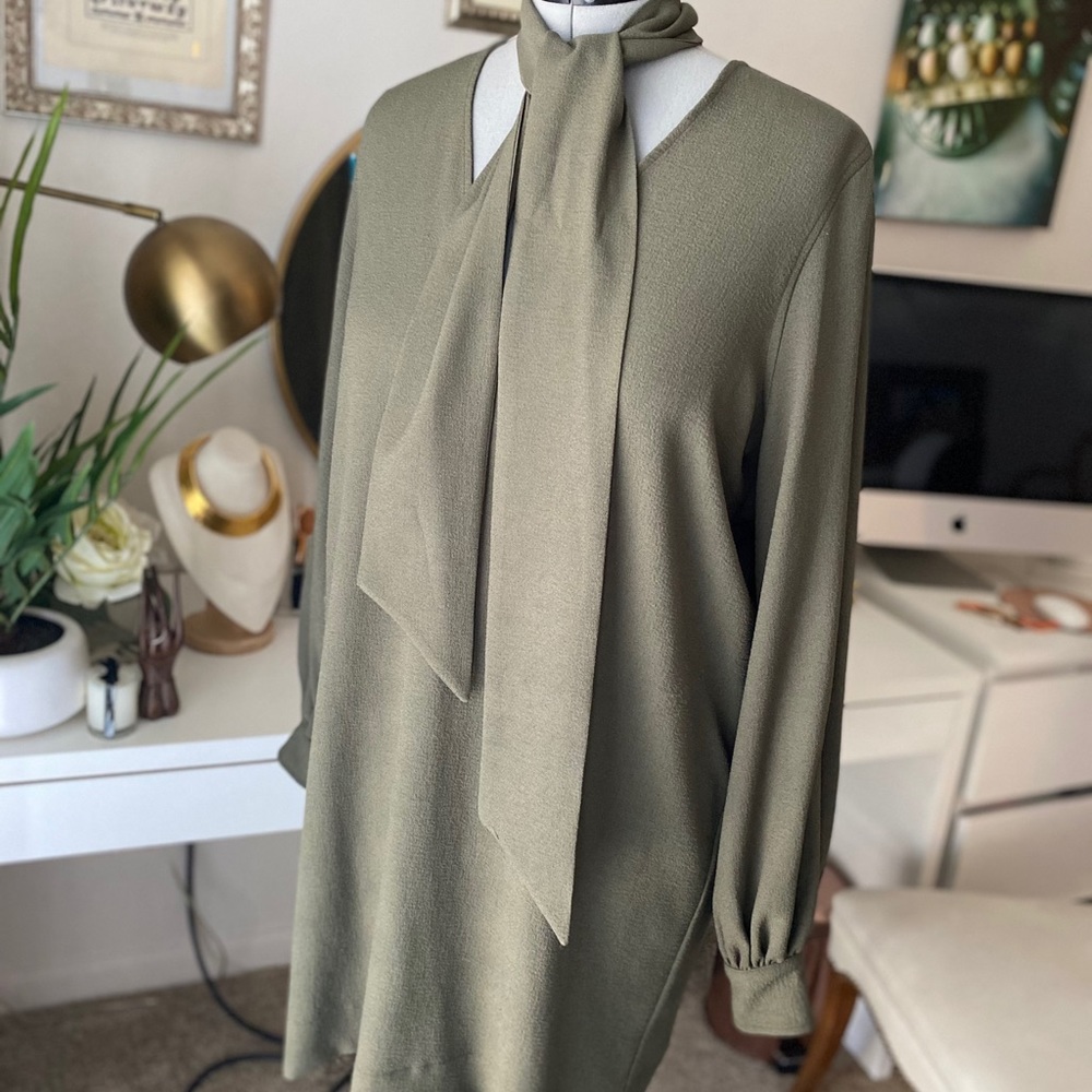 Ganni tie neck crepe shift dress - Picture 6 of 13